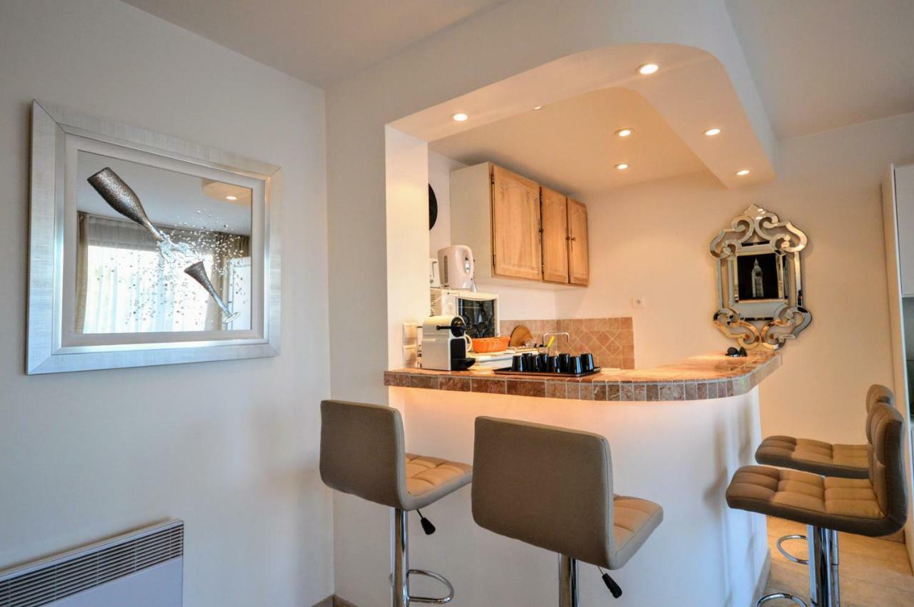 דירות Saint Tropez Sea View Penthouse מראה חיצוני תמונה