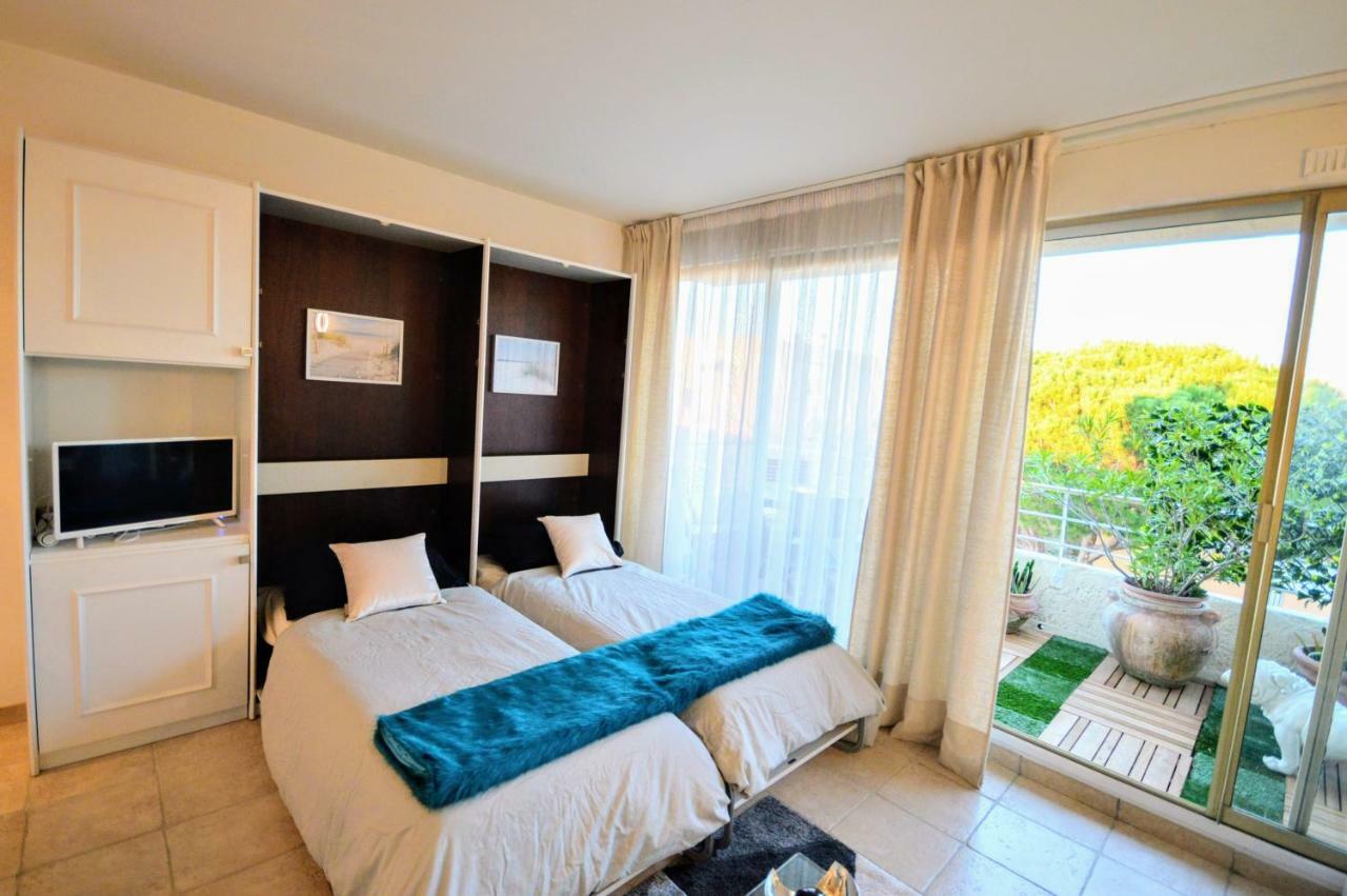 דירות Saint Tropez Sea View Penthouse מראה חיצוני תמונה
