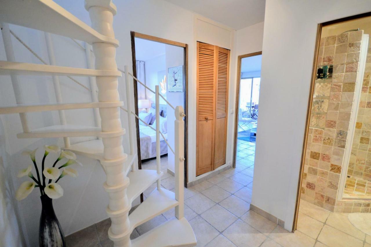 דירות Saint Tropez Sea View Penthouse מראה חיצוני תמונה