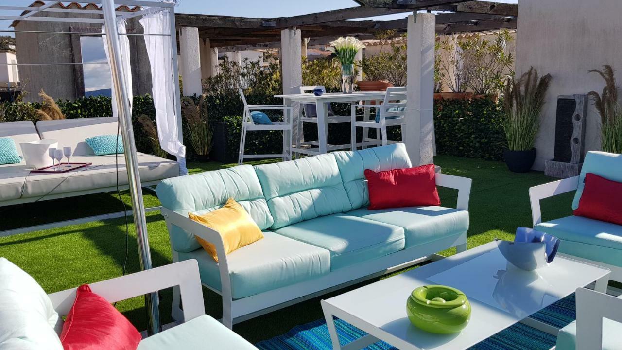 דירות Saint Tropez Sea View Penthouse מראה חיצוני תמונה